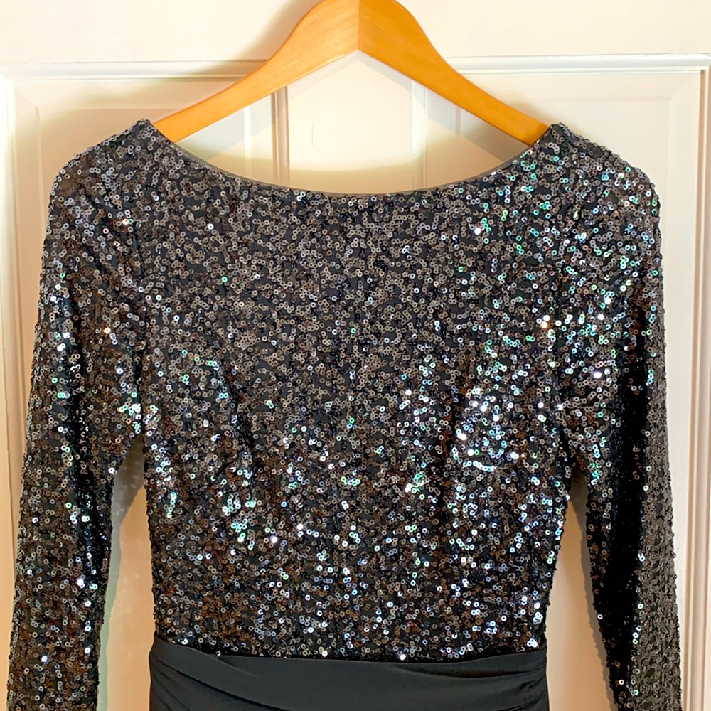 PETITE length!  RALPH LAUREN Evening; gray, formal, gorgeous sequin dress size 4